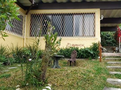 Casa independente com 4 quartos sendo 1 suíte no Comary - Teresópolis/RJ