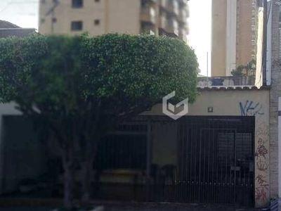 Casa terrea, 3 dormitórios, 3 suíte, 5 banheiro, 3 vagas na garagem, 200M² de Área Constru