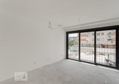 APARTAMENTO no 4º andar com 2 dormitórios e 2 garagens