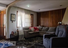 CASA com 3 dormitórios e 3 garagens