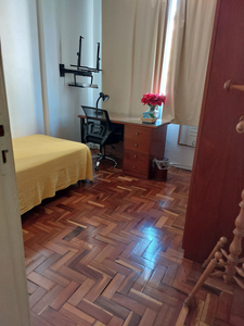 Quarto em São Domingos simples e confortável