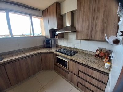 Apartamento em Centro, Montes Claros/MG de 119m² 4 quartos à venda por R$ 599.000,00