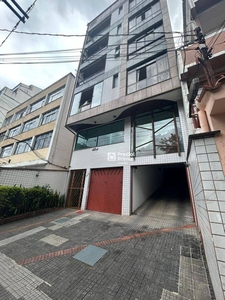 Apartamento em Centro, Nova Friburgo/RJ de 126m² 2 quartos à venda por R$ 450.000,00 ou para locação R$ 1.600,00/mes