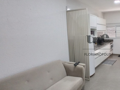 Apartamento em Saco dos Limões, Florianópolis/SC de 35m² 1 quartos para locação R$ 2.399,00/mes