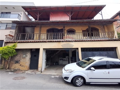 Casa em Borboleta, Juiz de Fora/MG de 172m² 4 quartos à venda por R$ 309.000,00