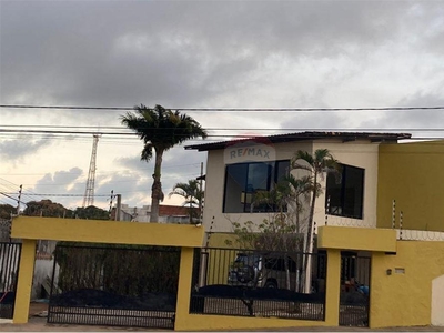 Casa em Candelária, Natal/RN de 300m² 4 quartos à venda por R$ 789.000,00