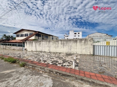 Casa em Enseada Azul, Guarapari/ES de 360m² 4 quartos à venda por R$ 2.499.000,00