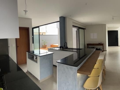 Casa em Jardim Bela Vista, São José dos Campos/SP de 210m² 4 quartos à venda por R$ 1.800.000,00 ou para locação R$ 8.150,00/mes