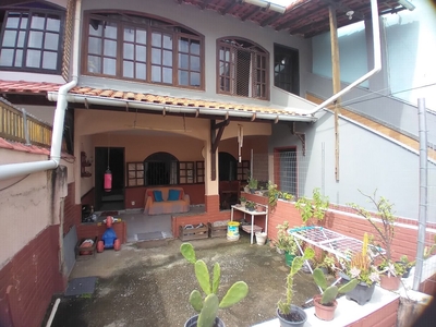 Casa em Piratininga, Niterói/RJ de 110m² 4 quartos à venda por R$ 749.000,00