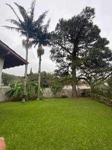 Casa em Ponta de Baixo, São José/SC de 300m² 4 quartos à venda por R$ 1.349.000,00