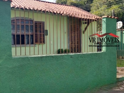 Casa em Sessenta, Volta Redonda/RJ de 107m² 3 quartos à venda por R$ 459.000,00