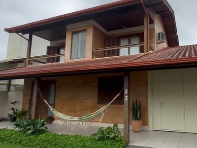 Casa em Vargem Grande, Florianópolis/SC de 262m² 5 quartos à venda por R$ 1.489.000,00