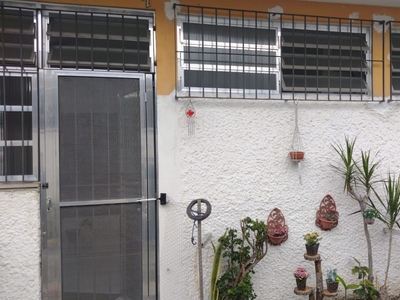 Casa em Vila Guilhermina, Praia Grande/SP de 50m² 2 quartos à venda por R$ 349.000,00