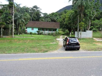 Chácara a Venda no bairro Dona Francisca (Pirabeiraba) em Joinville - SC. 2 banheiros, 3 d