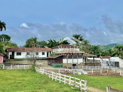 Fazenda em Zona Rural, Oliveira/MG de 350000m² 7 quartos à venda por R$ 2.799.000,00