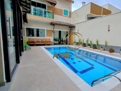 RA Amil Aluga Belíssimo Sobrado Mobiliado 3 dormitórios/ Piscina - Villa Branca - Jacareí