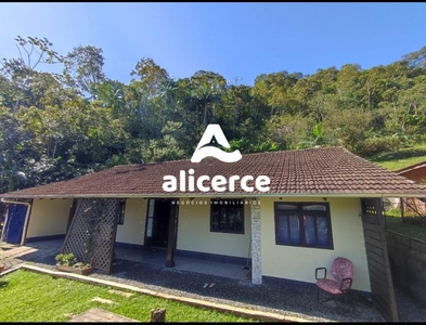 Casa no Bairro Vila Itoupava em Blumenau com 6650 m²