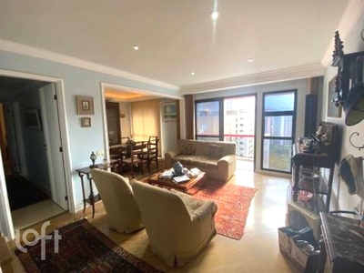 Apartamento à venda em Barra da Tijuca com 222 m², 4 quartos, 2 suítes, 3 vagas
