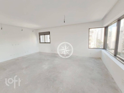 Apartamento à venda em Campo Belo com 193 m², 4 quartos, 3 suítes, 4 vagas
