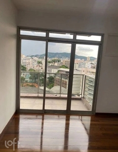 Apartamento à venda em Tijuca com 104 m², 3 quartos, 1 suíte, 2 vagas