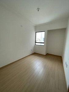 Apartamento com 3 Quartos e 2 banheiros para Alugar, 85 m² por R$ 3.100/Mês