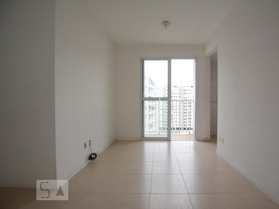 Apartamento para Aluguel - Irajá, 2 Quartos, 50 m2