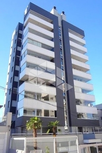Apartamento semi mobiliado com 146 m² e 3 dormitórios no Villagio Iguatemi.