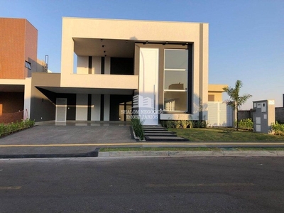 Casa a venda com 4 suítes plenas, no Condomínio Portal do Sol Golfe Green- Goiânia-Go.