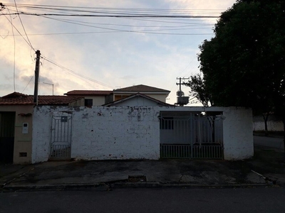 Casa com 1 dormitório para alugar, 30 m² por R$ 1.035,44/mês - Conjunto Habitacional Júlio