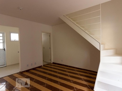 Casa de Condomínio para Aluguel - Recanto dos Victor's, 2 Quartos, 48 m2