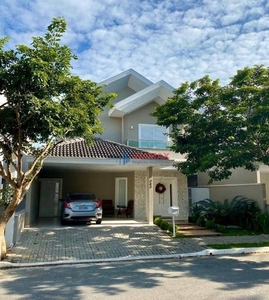 Casa de Condomínio para venda em Urbanova de 250.00m² com 4 Quartos, 4 Suites e 2 Garagens