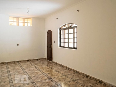 Casa para Aluguel - Santana, 2 Quartos, 280 m2