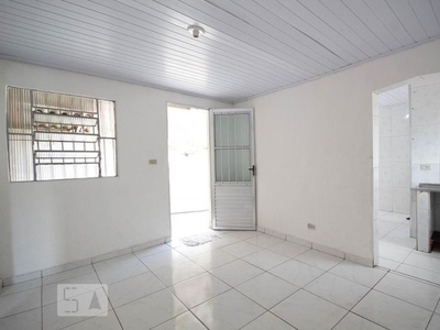 Casa para Aluguel - Vila Yolanda, 1 Quarto, 35 m2