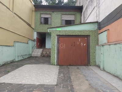 Casa para Venda - 136m², 4 dormitórios, 1 vaga - Agronomia