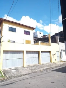 Casa com 4 quartos - 2 andares - Parque São Cristóvão - Porteira fechada