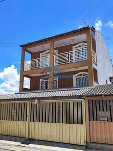 Casa com 5 quartos à venda no bairro Samambaia Norte, 150m²