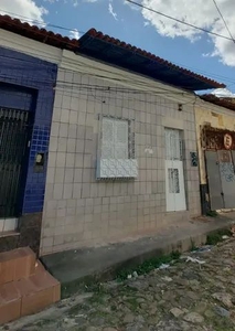 Casa no centro de São Luís, paralela Rua de Santana - 3Qts - Registrada e Documentada