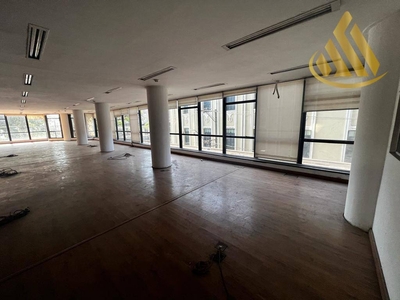 Sala em Centro, Santos/SP de 300m² para locação R$ 15.000,00/mes