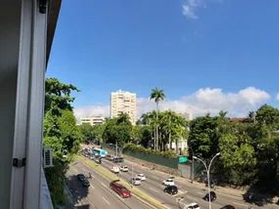 1 QUARTO COM QUARTO EMPREGADAS, JANELAS ACÚSTICAS NA GÁVEA PRÓXIMA A PUC