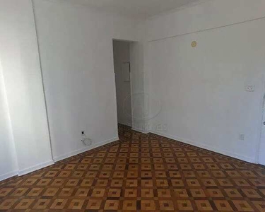 Apartamento à venda no Boqueirão em Santos