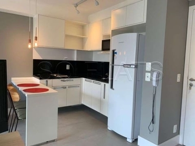 Flat no studio suzano com 36m², vaga de garagem e lavanderia coletiva disponível para locação.