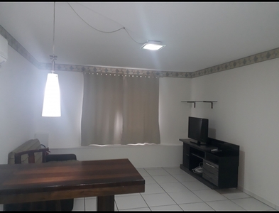 Apartamento no Bairro Centro em Blumenau com 2 Dormitórios e 46 m²