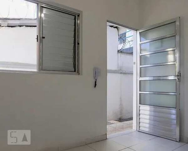 Apartamento para Aluguel - Jardim Éster Yolanda, 1 Quarto, 12 m2