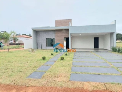 Casa de Condomínio para venda e aluguel em Santa Bárbara Resort Residence de 193.00m² com