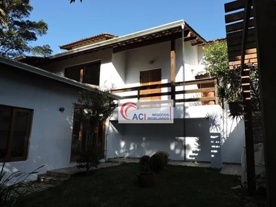 Casa de Condomínio para venda e aluguel em Vila Verde de 239.00m² com 4 Quartos, 1 Suite e