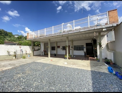 Casa no Bairro Garcia em Blumenau com 1 Dormitórios e 125 m²