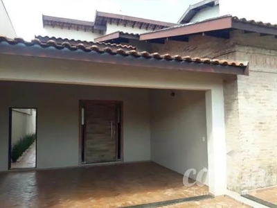 Casa padrão em Jardim Califórnia - Ribeirão Preto
