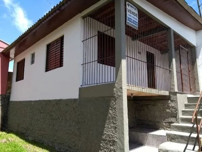 Casa para Venda - 70m², 2 dormitórios, 3 vagas - Vila Nova