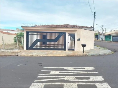 Casa para venda em Vila Monte Alegre de 127.35m² com 3 Quartos, 1 Suite e 4 Garagens