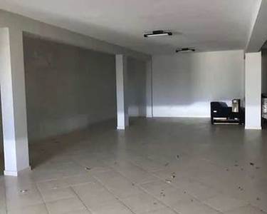 LINDA CASA COM PISCINA EM CONDOMINIO FECHADO DE ARUJA